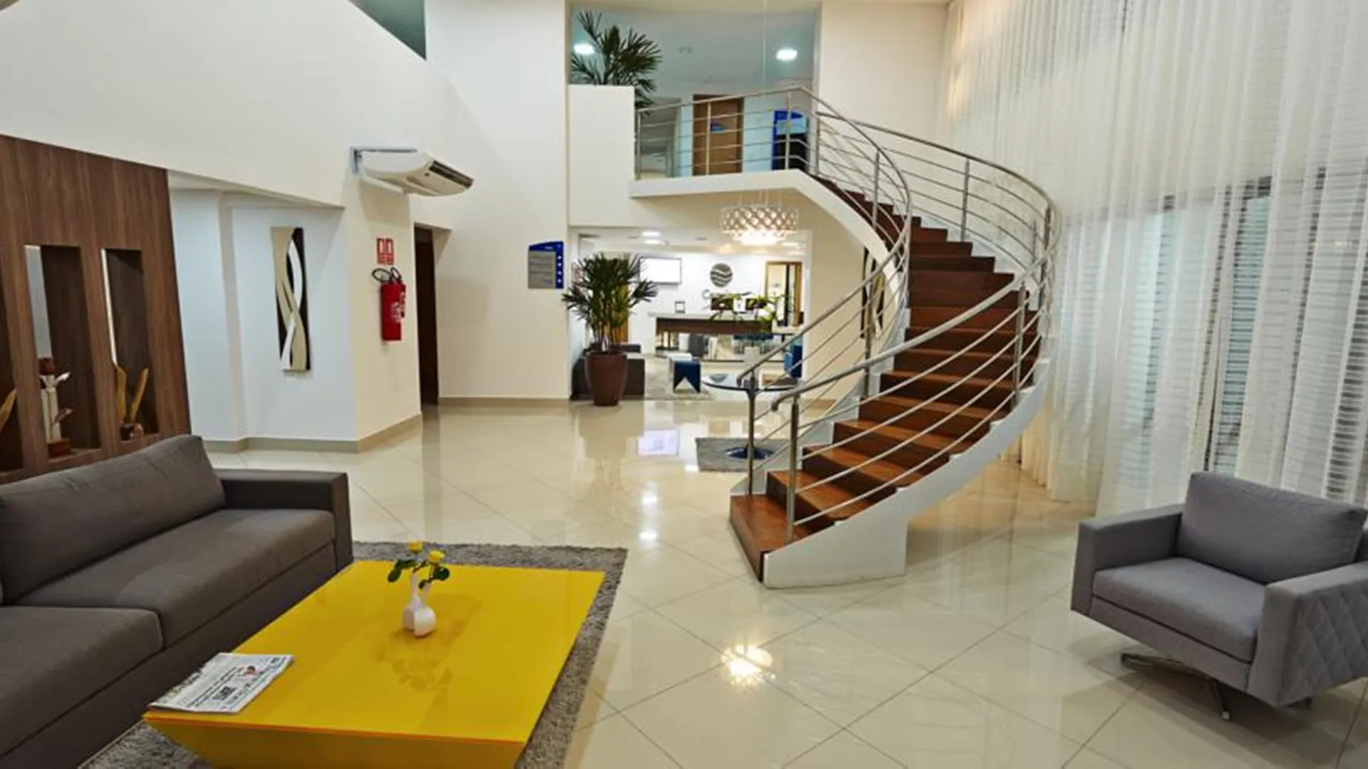 Comfort Hotel & Suites נטאל